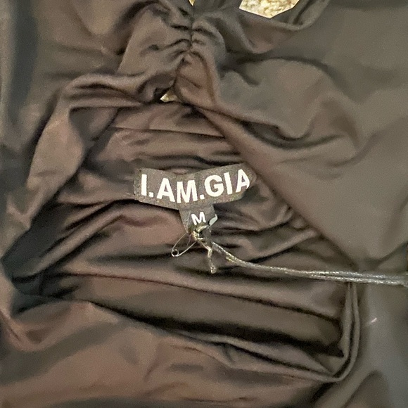 I AM GIA halter crop top - Picture 4 of 5